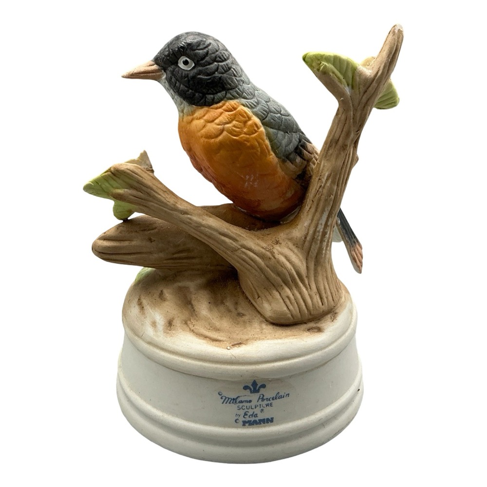 Milano Porcelain Sculpture Robin Bird Music Box by Eda Mann Korea Vintage
